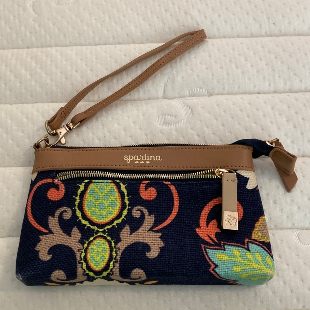 Spartina 449 Navy and Tan Patterned Wristlet- linen and leather